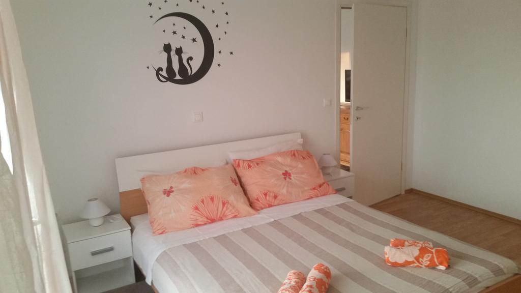 Apartments Dano Sukošan Habitación foto